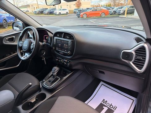 Certified 2024 Kia Soul LX w/ Option Group 015 image 15