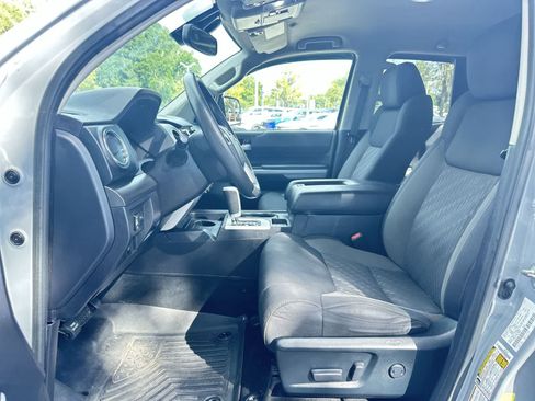 Used 2021 Toyota Tundra SR5 w/ SR5 Upgrade Package RWD image 12