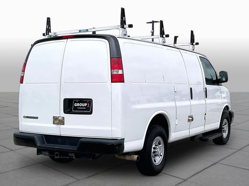 Used 2021 Chevrolet Express 2500 w/ Driver Convenience Package RWD image 11