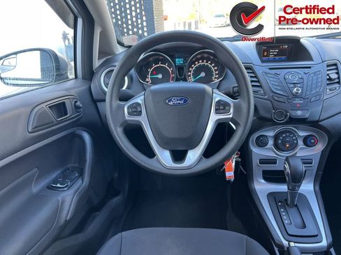 Used 2019 Ford Fiesta SE FWD image 5