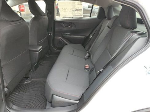 New 2026 Toyota Prius SE image 18
