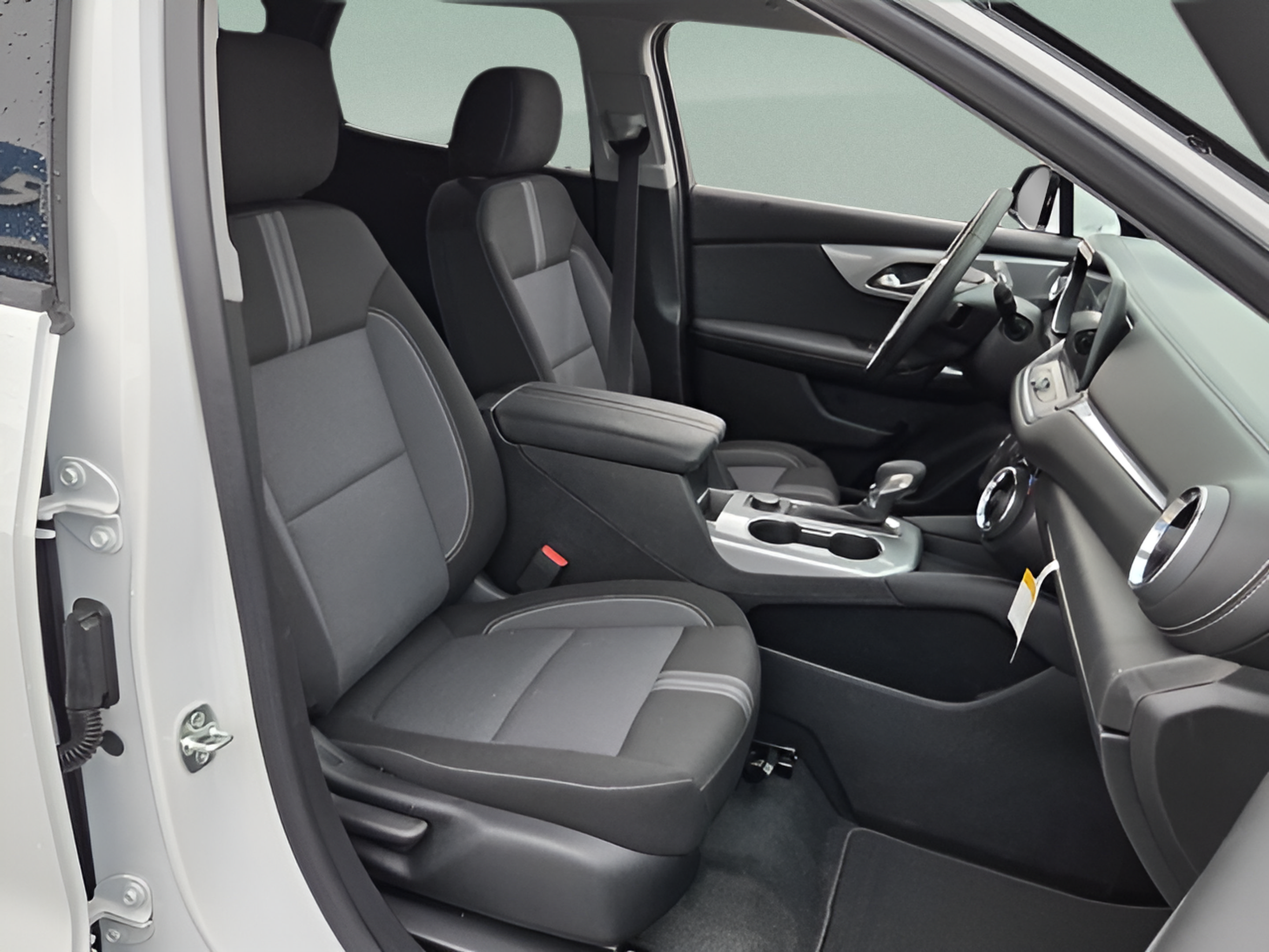 New 2026 Chevrolet Blazer LT FWD image 15