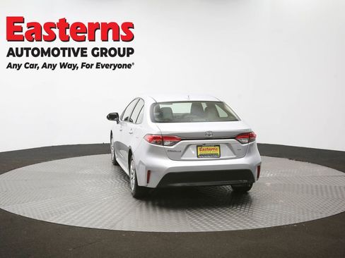 Used 2023 Toyota Corolla LE FWD image 62