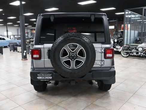 Used 2018 Jeep Wrangler Unlimited Sport S AWD/4WD image 4