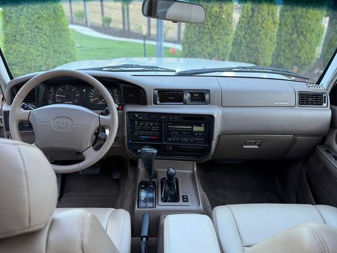 Used 1995 Toyota Land Cruiser AWD/4WD image 60