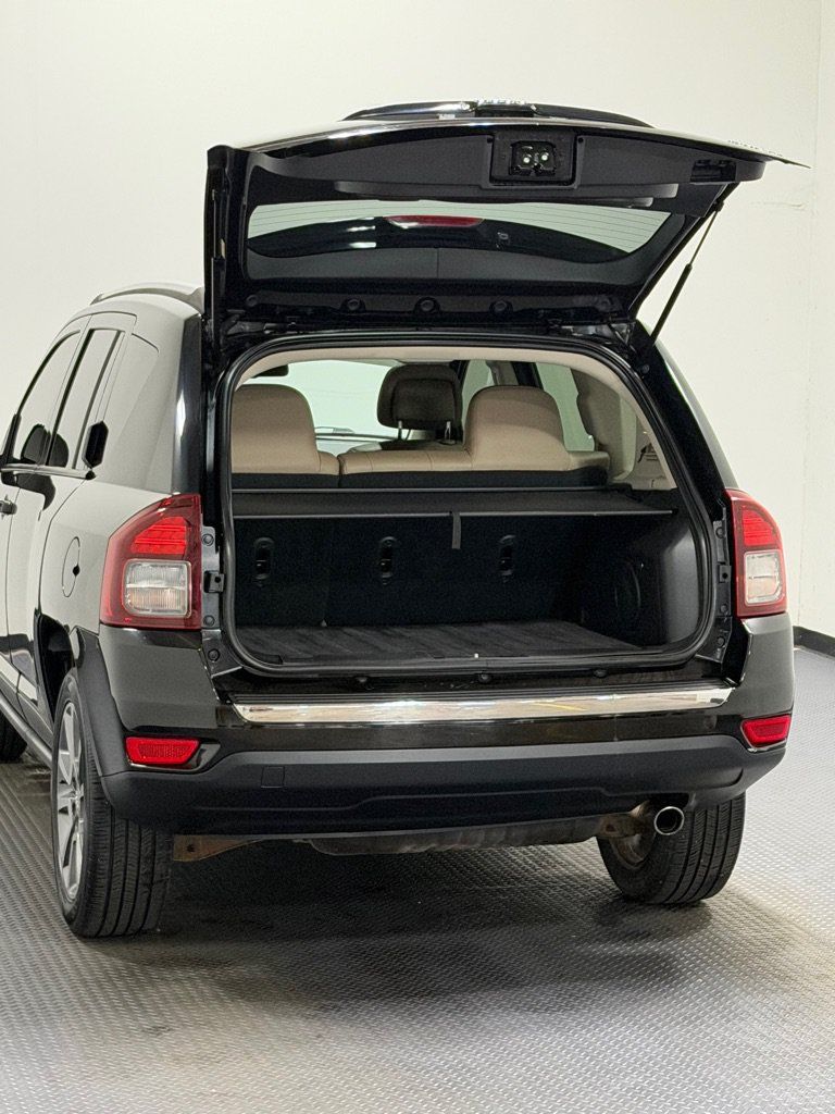 Used 2015 Jeep Compass Limited FWD image 12