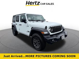 Used 2025 Jeep Wrangler Unlimited Sport AWD/4WD video 1