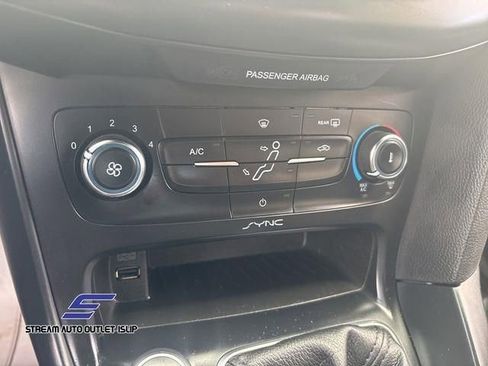 Used 2015 Ford Focus ST FWD image 29