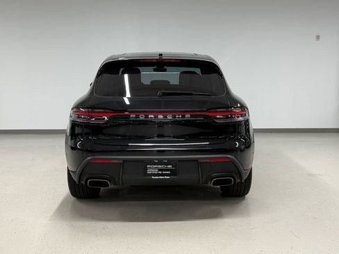 Certified 2026 Porsche Macan AWD/4WD image 8