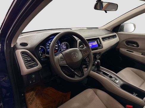 Used 2016 Honda HR-V LX image 10