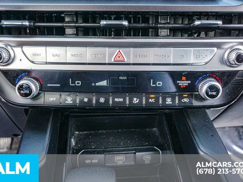 Used 2024 Kia Telluride LX FWD image 43
