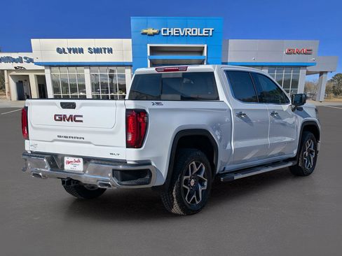 New 2026 GMC Sierra 1500 SLT w/ SLT Premium Plus Package image 8