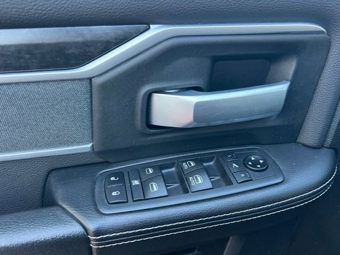 Used 2021 RAM 2500 Big Horn w/ Level 2 Equipment Group image 12