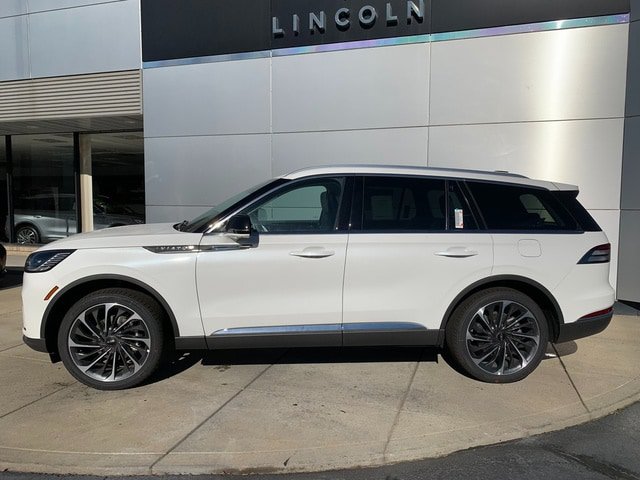 New 2026 Lincoln Aviator Reserve AWD/4WD image 2