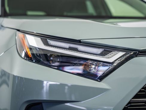 Certified 2022 Toyota RAV4 XLE Premium image 15