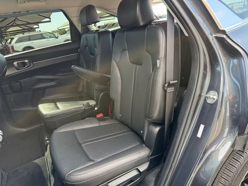 Used 2024 Kia Sorento EX FWD image 22