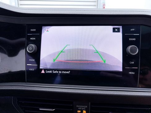 Used 2022 Volkswagen Jetta GLI Autobahn FWD image 5