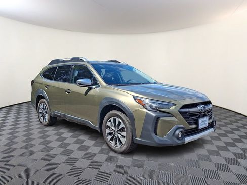 Used 2023 Subaru Outback Touring XT AWD/4WD image 1