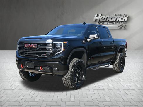 Used 2024 GMC Sierra 1500 AT4 w/ Technology Package image 6