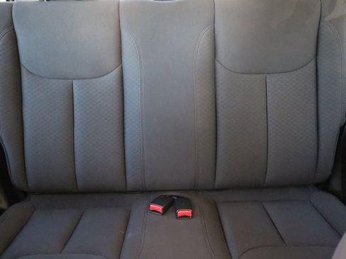 Used 2016 Jeep Wrangler Sport image 31