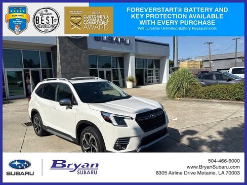 Used 2022 Subaru Forester Touring AWD/4WD image 1