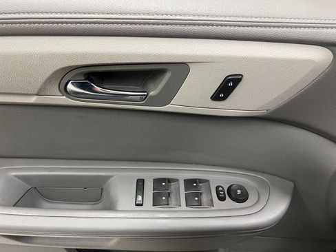 Used 2014 Chevrolet Traverse LT FWD image 30