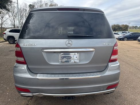 Used 2012 Mercedes-Benz GL 550 4MATIC image 6