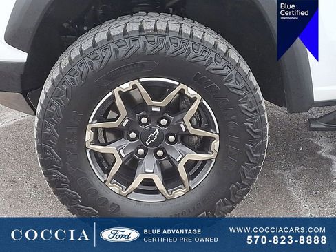 Used 2024 Chevrolet Colorado ZR2 w/ ZR2 Convenience Package III image 8