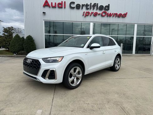 Certified 2025 Audi Q5 2.0T Premium Plus w/ Premium Plus Package image 1