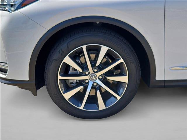 Certified 2026 Acura MDX w/ Technology Package FWD image 25