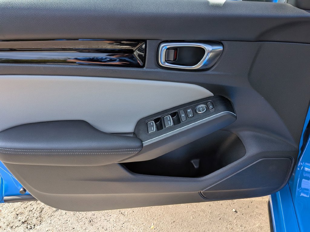 Used 2025 Honda Civic Sport Touring image 13