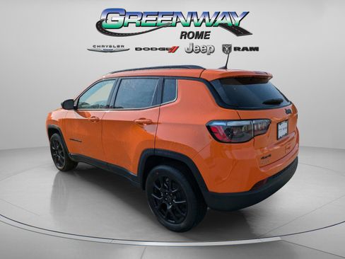 New 2026 Jeep Compass Latitude image 5