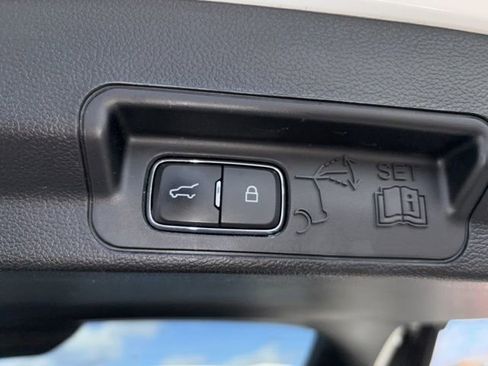 Used 2020 Ford Explorer ST w/ Premium Technology Package image 18