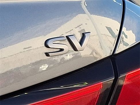 Used 2024 Nissan Altima 2.5 SV image 30