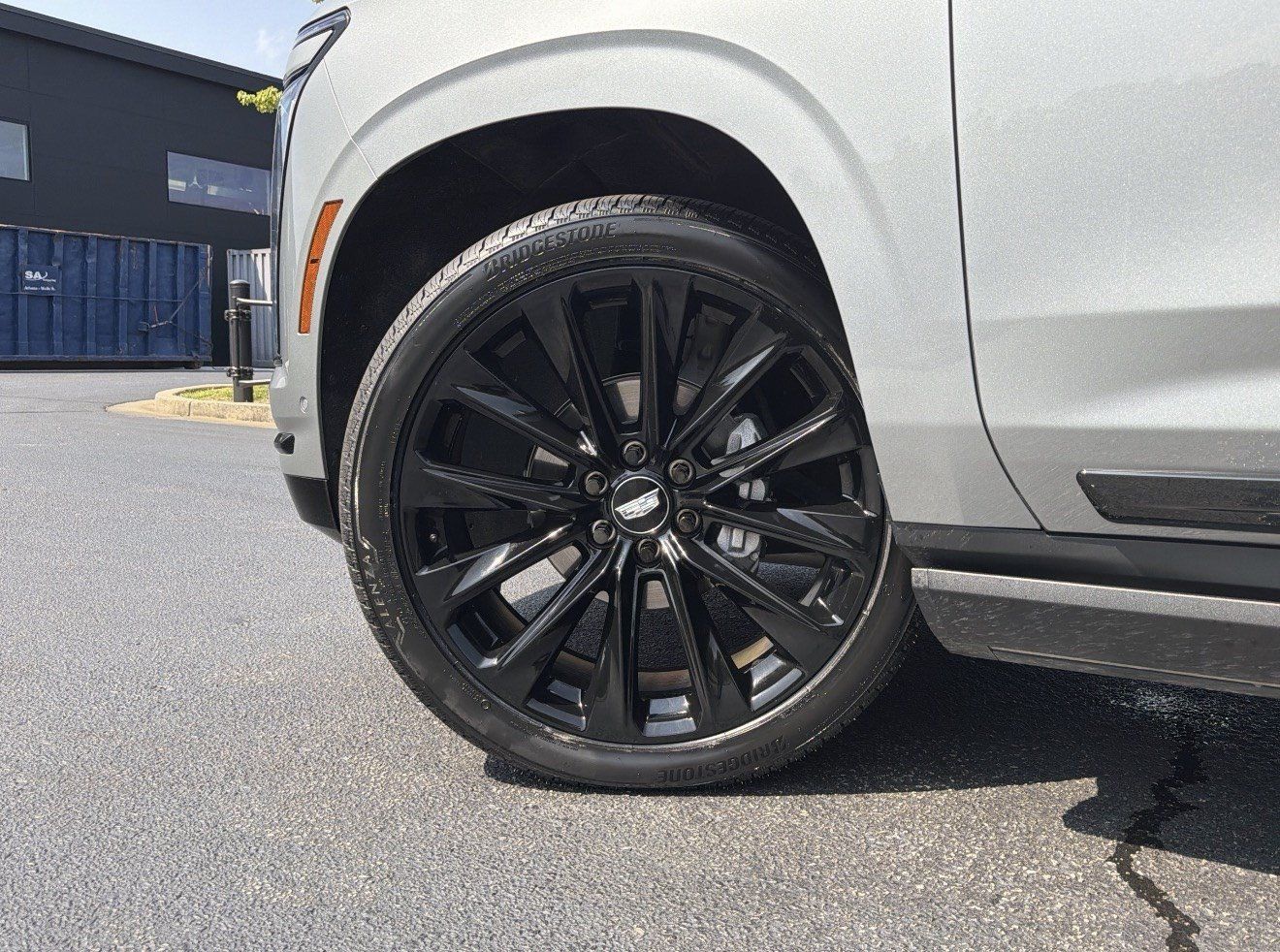 Used 2025 Cadillac Escalade ESV Sport Platinum w/ LPO, ONYX Package AWD/4WD image 79