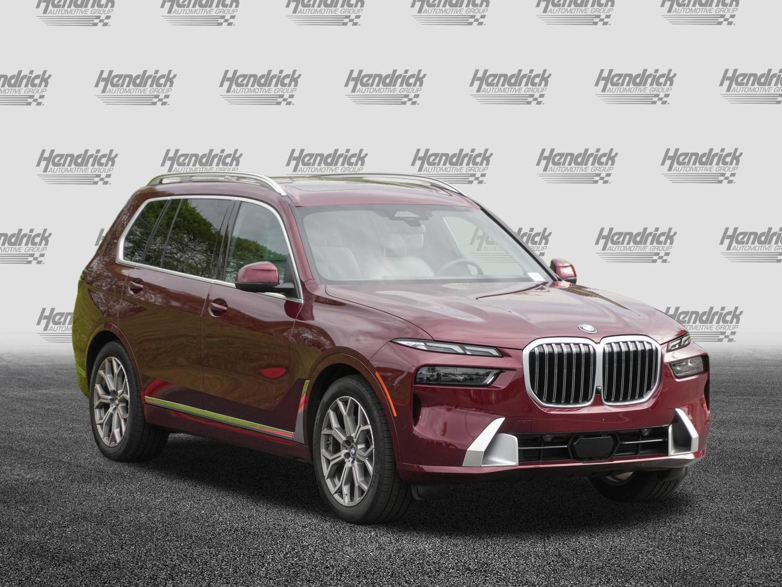 Certified 2026 BMW X7 xDrive40i AWD/4WD image 2