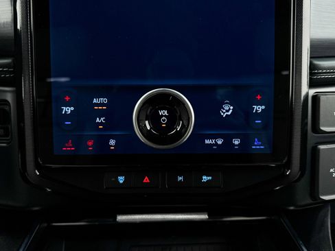 Used 2023 Ford F150 Lightning Platinum image 28