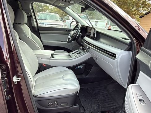 Used 2024 Hyundai Palisade SEL image 25