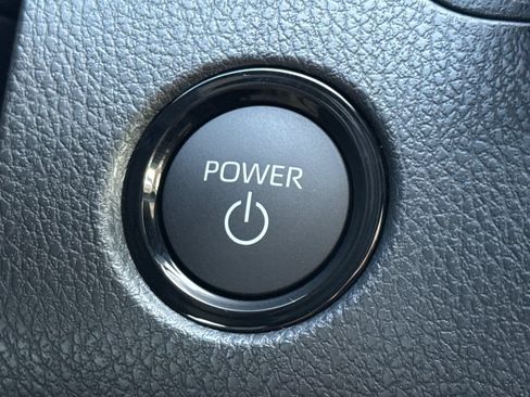 New 2026 Toyota Camry Hybrid FWD image 26