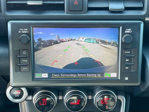 Used 2023 Toyota GR86 Premium image 13