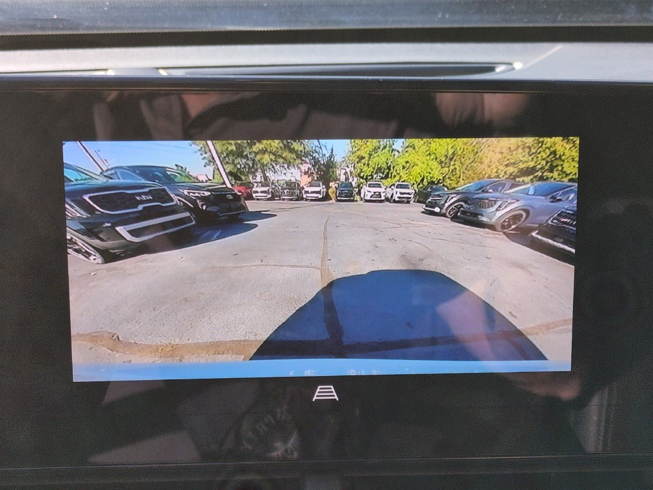 Used 2025 Chevrolet Trax LT FWD image 19