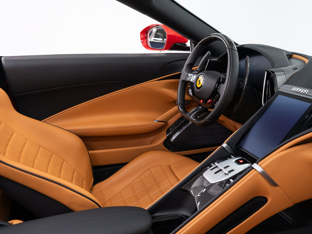 Used 2025 Ferrari Roma Spider RWD image 30