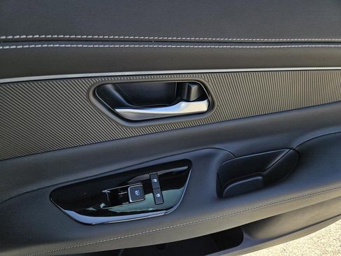 New 2025 Nissan Murano SV image 6