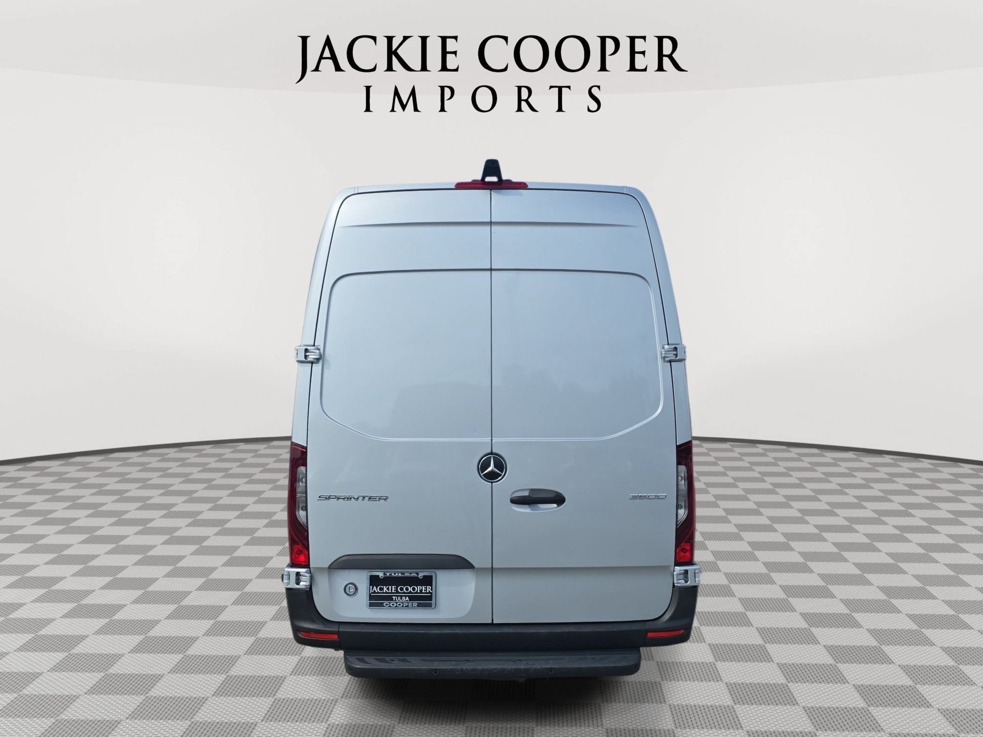 Used 2023 Mercedes-Benz Sprinter 3500 image 6