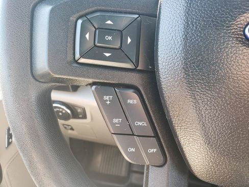 Used 2016 Ford F150 XL w/ Equipment Group 101A Mid AWD/4WD image 22