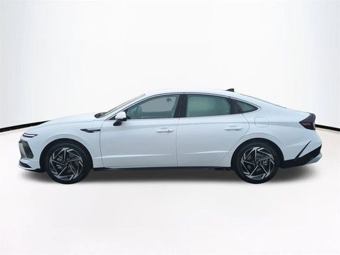 New 2026 Hyundai Sonata SEL FWD image 8