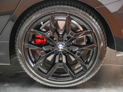 Used 2026 BMW 330i Sedan w/ M Sport Package RWD image 11