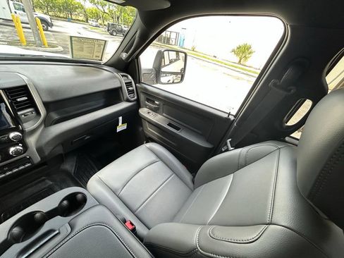 Used 2025 RAM 5500 Tradesman AWD/4WD image 10