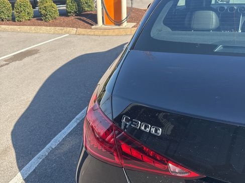 Used 2023 Mercedes-Benz C 300 4MATIC Sedan image 7