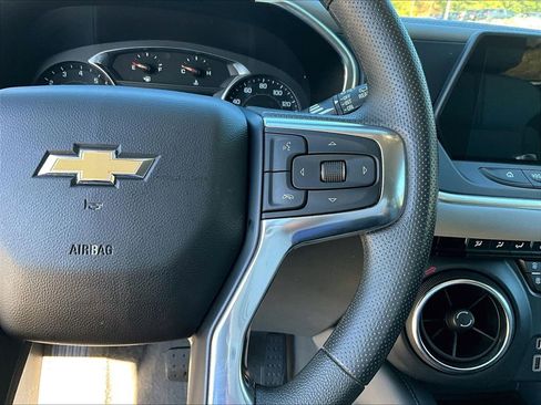Used 2022 Chevrolet Blazer LT image 14